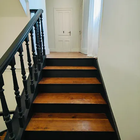 Self-checkin Town House - To Rent In A Beautiful Modern Town House - Not A - Location De Avec Arrivee En Autonomie - Extra Fee For Sheets And Towels - Private Parking - Check Your Plateform Inbox And Follow Check-in Instructions Pansiyon *