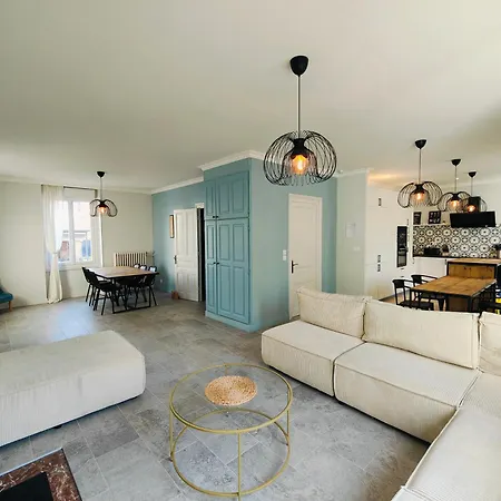Self-checkin Town House - To Rent In A Beautiful Modern Town House - Not A - Location De Avec Arrivee En Autonomie - Extra Fee For Sheets And Towels - Private Parking - Check Your Plateform Inbox And Follow Check-in Instructions Pansiyon *